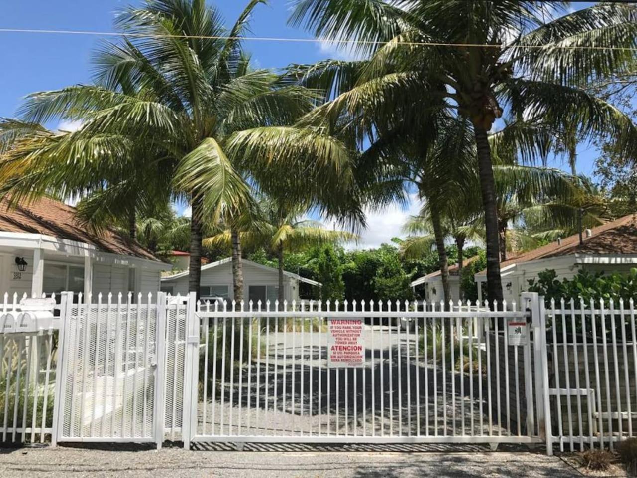 Renovated Grove -near Coconut Grove Hébergement de vacances Miami